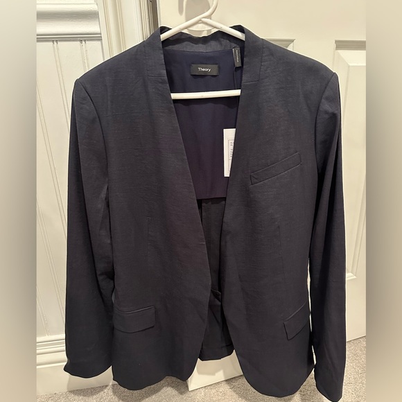 Theory Collarless Staple Jacket in Linen - Picture 4 of 6